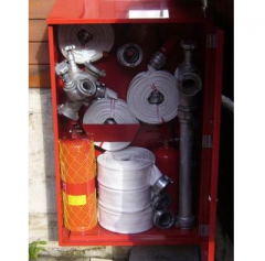 Hydrantový box s hasičskou výbavou - model 1